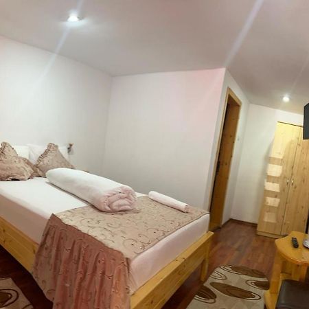 Podul Cetatii Hotell Sebesel Exteriör bild